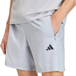 - WE Bae Woven hort - hort < adidas New