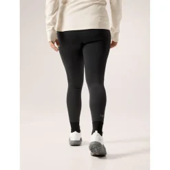 Arc'teryx - Women's Essent High-Rise Utility Legging 26' - Leggings Outlet
