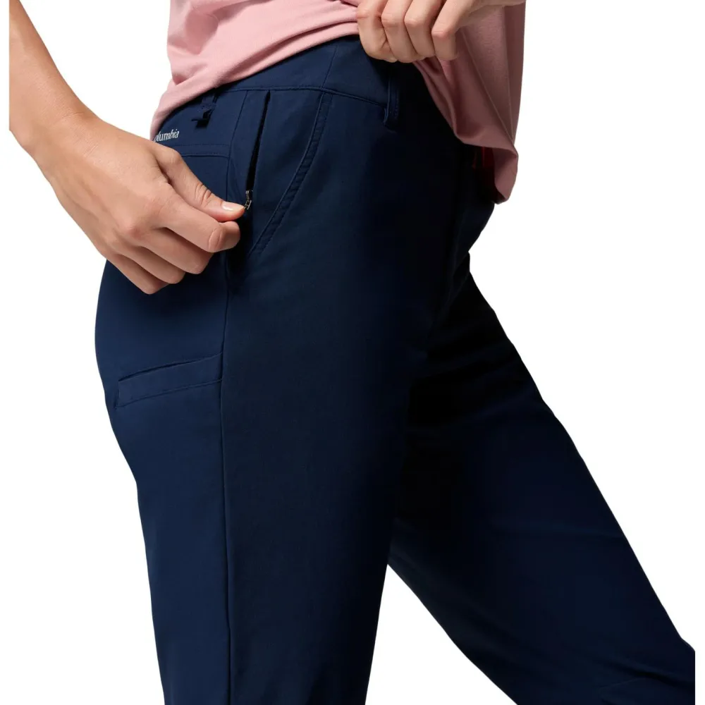 - Women's Leslie Falls Knee Pant - Shorts < Columbia Hot