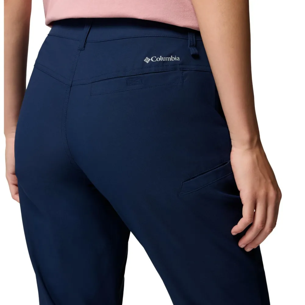 - Women's Leslie Falls Knee Pant - Shorts < Columbia Hot