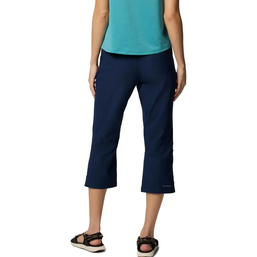- Women's Leslie Falls Capri II - Shorts < Columbia