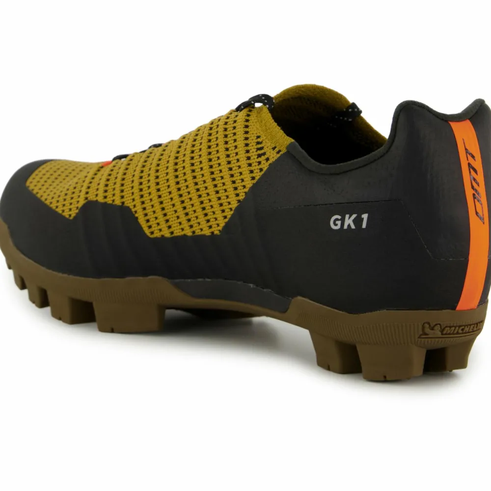 - GK1 - Radschuhe < DMT Hot