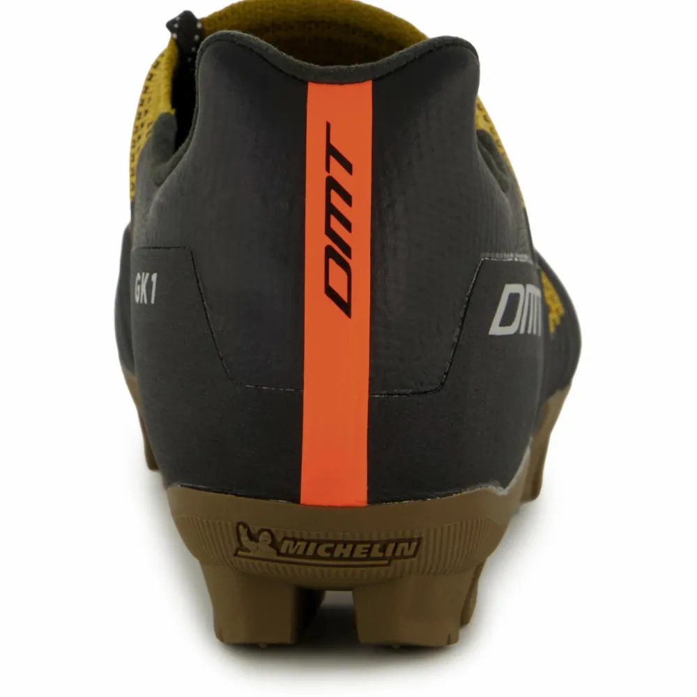 - GK1 - Radschuhe < DMT Hot