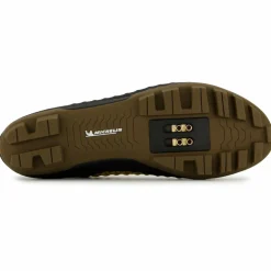 - GK1 - Radschuhe < DMT Hot