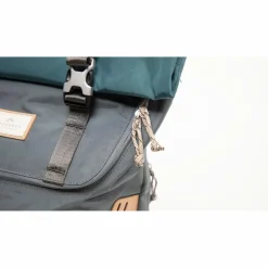- Christopher 18 Jungle Series - Daypack < Doughnut Sale