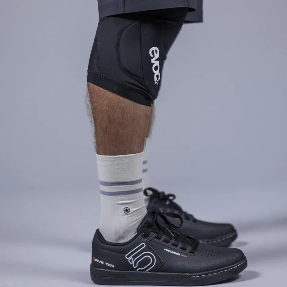 Evoc Bike Protektoren-- Knee Protector L/S Flex Lite - Protektor Black