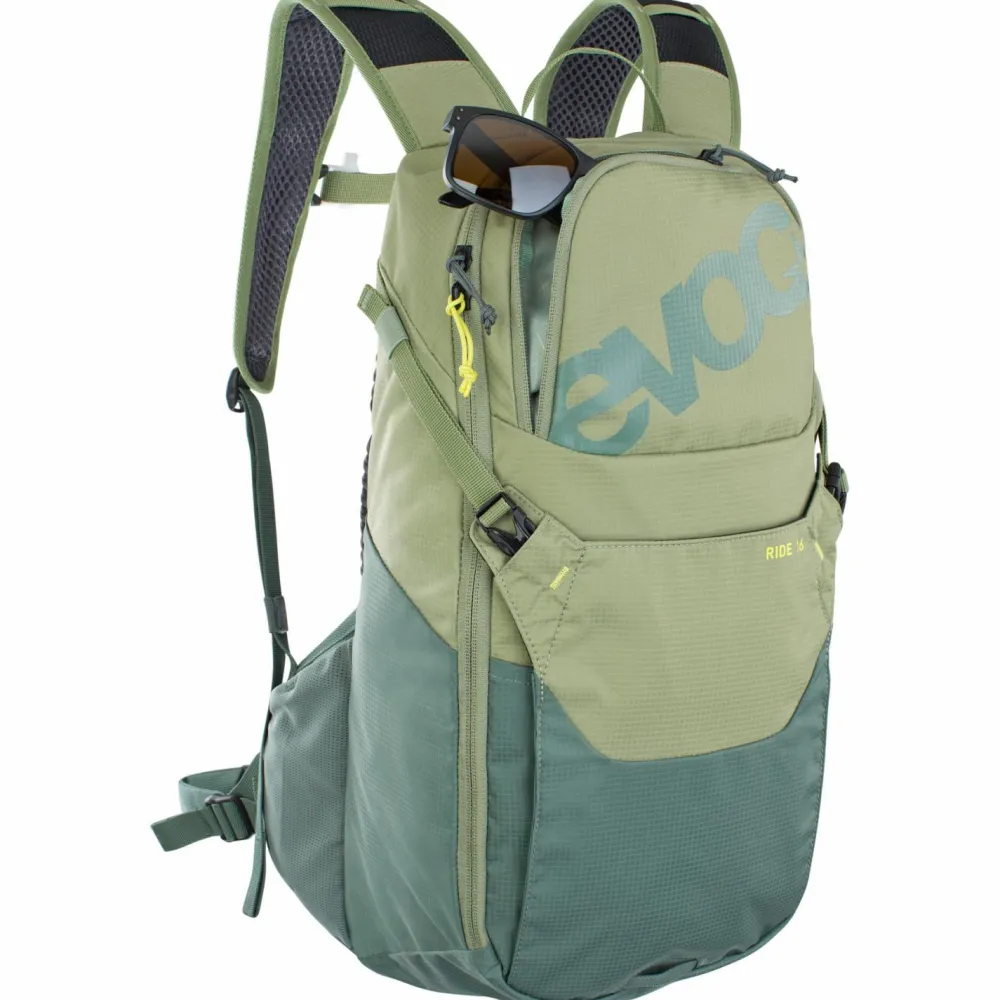 - Ride - Bike-Rucksack < Evoc Hot