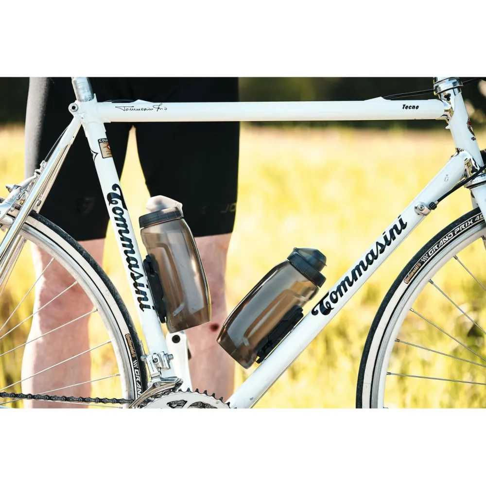 Fidlock - Twist Bottle 590 Antibacterial + Bike Base - Fahrrad Trinkflasche Transparent Black / Light Green Dirt Cover