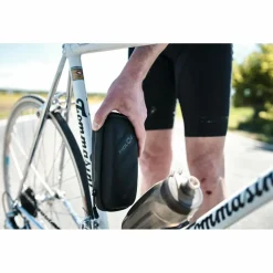 - Twist Bottle 800 + Bike Base - Fahrrad Trinkflasche < Fidlock Hot