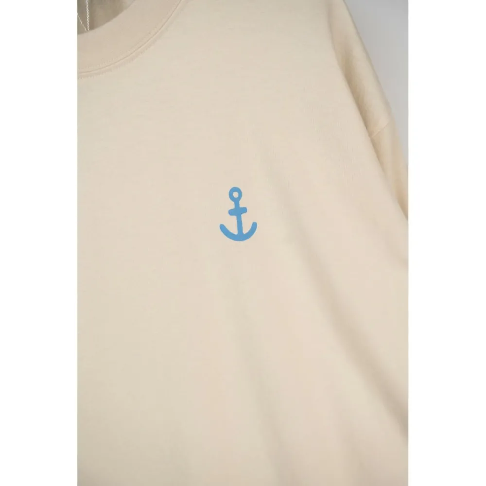 - / Back Fipping T-hirt - ongeeve < LAKOR Online