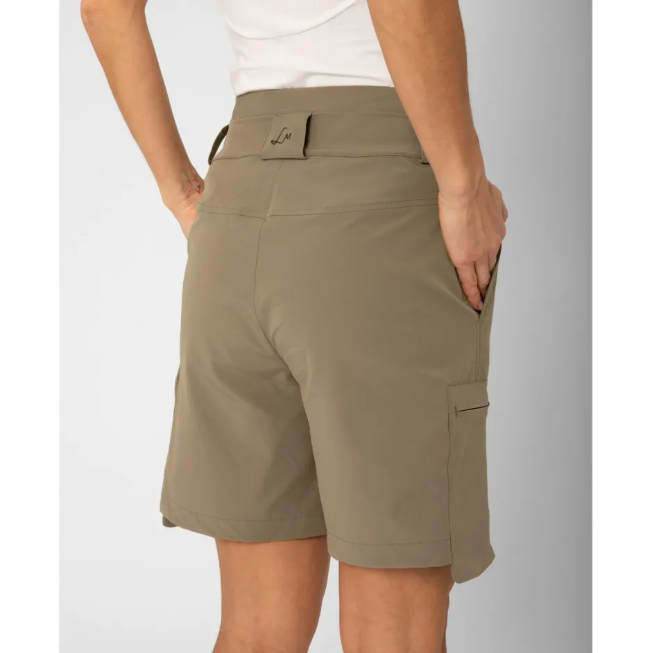 LaMunt Trekkingbekleidung|Hosen-- Women's Serena Mountain Travel Shorts - Shorts Dark Desert Taupe