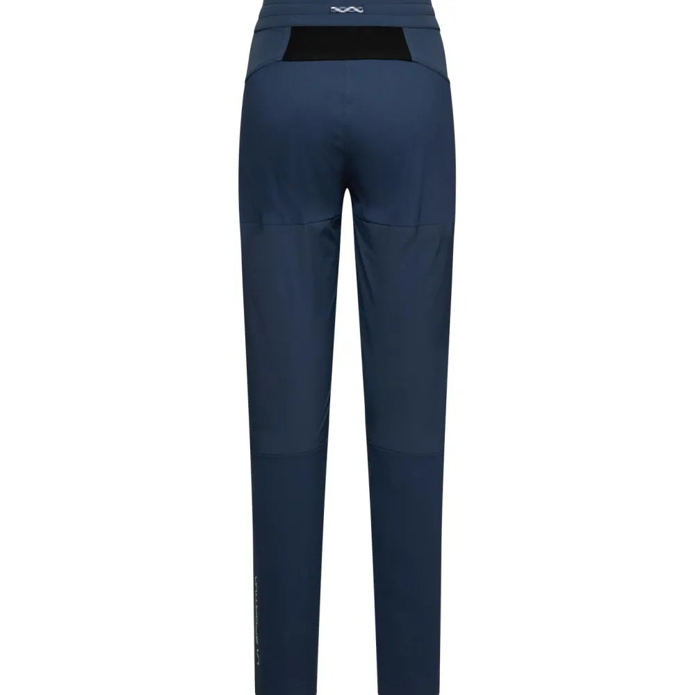 - Woen' achina Tech Pant - Ketterhoe < La Sportiva Outlet