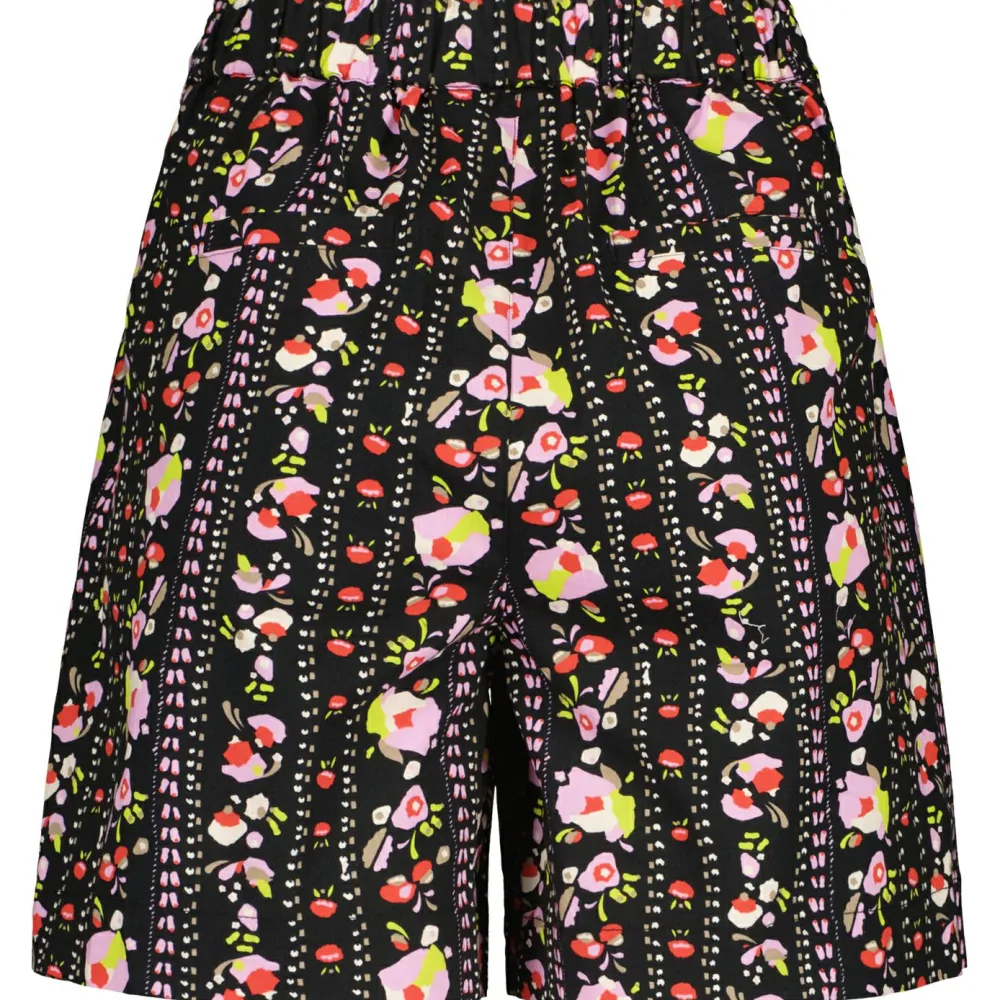 - Woen' Irree. - hort < Maloja Discount