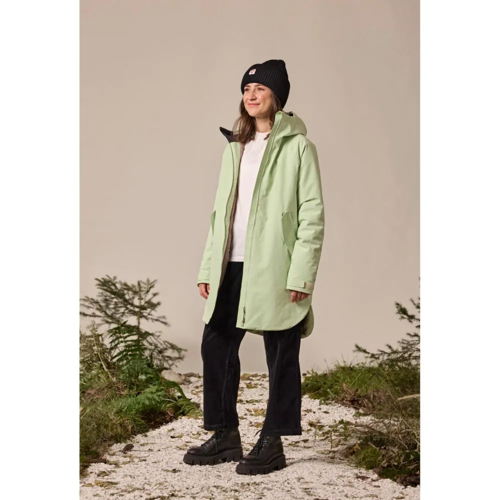 - Woen' Kareck. - ante < Maloja Discount