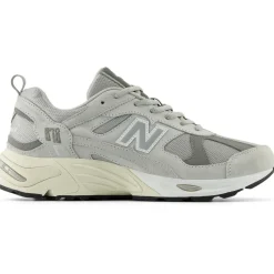 New Balance Sneaker-- 878 - Sneaker