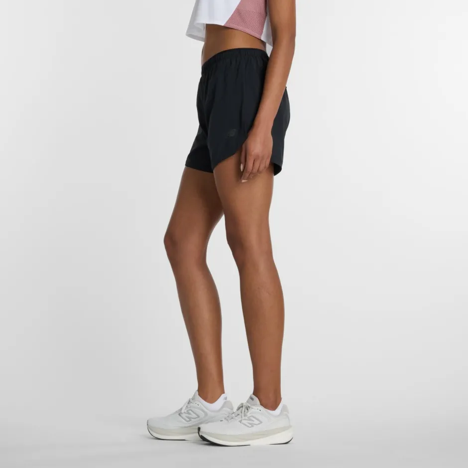 New Balance - Woen' Run Eentia hort 5'' - aufhort