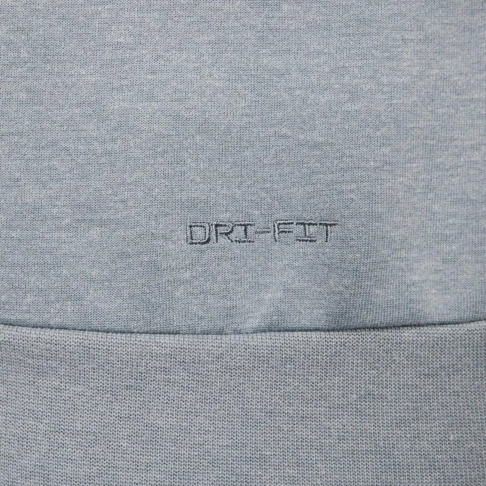 - Priary Dri-Fit UV Training - Hoodie < Nike Best