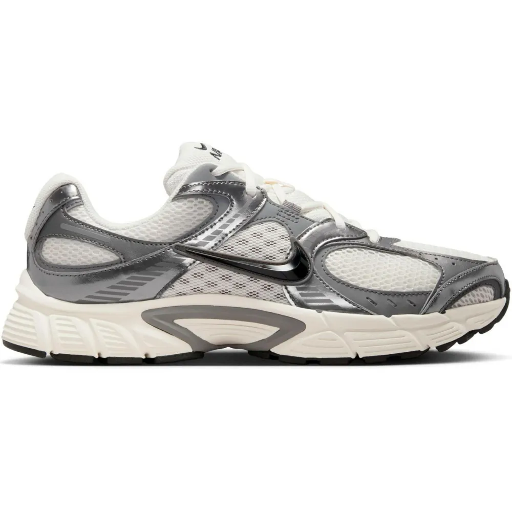 - V5 RNR - Sneaker < Nike Hot