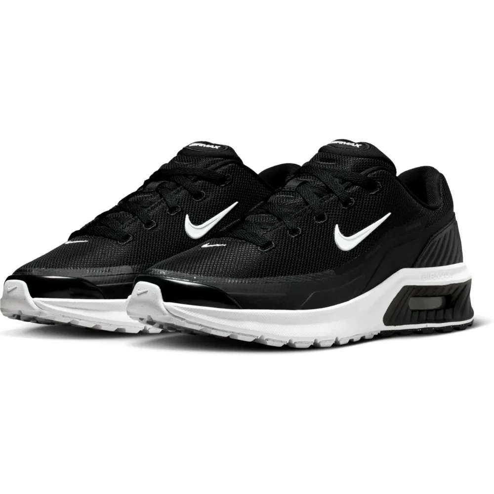 Nike - Women's Air Max Bia - Sneaker Clearance