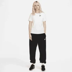 Nike T-Shirts|Shirts, Hemden & Longsleeves-- Women's Sportswear Club Essential - Funktionsshirt