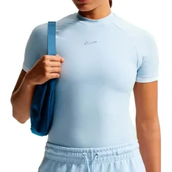 - Woen' / Fitted Top G - aufhirt < Nike Hot