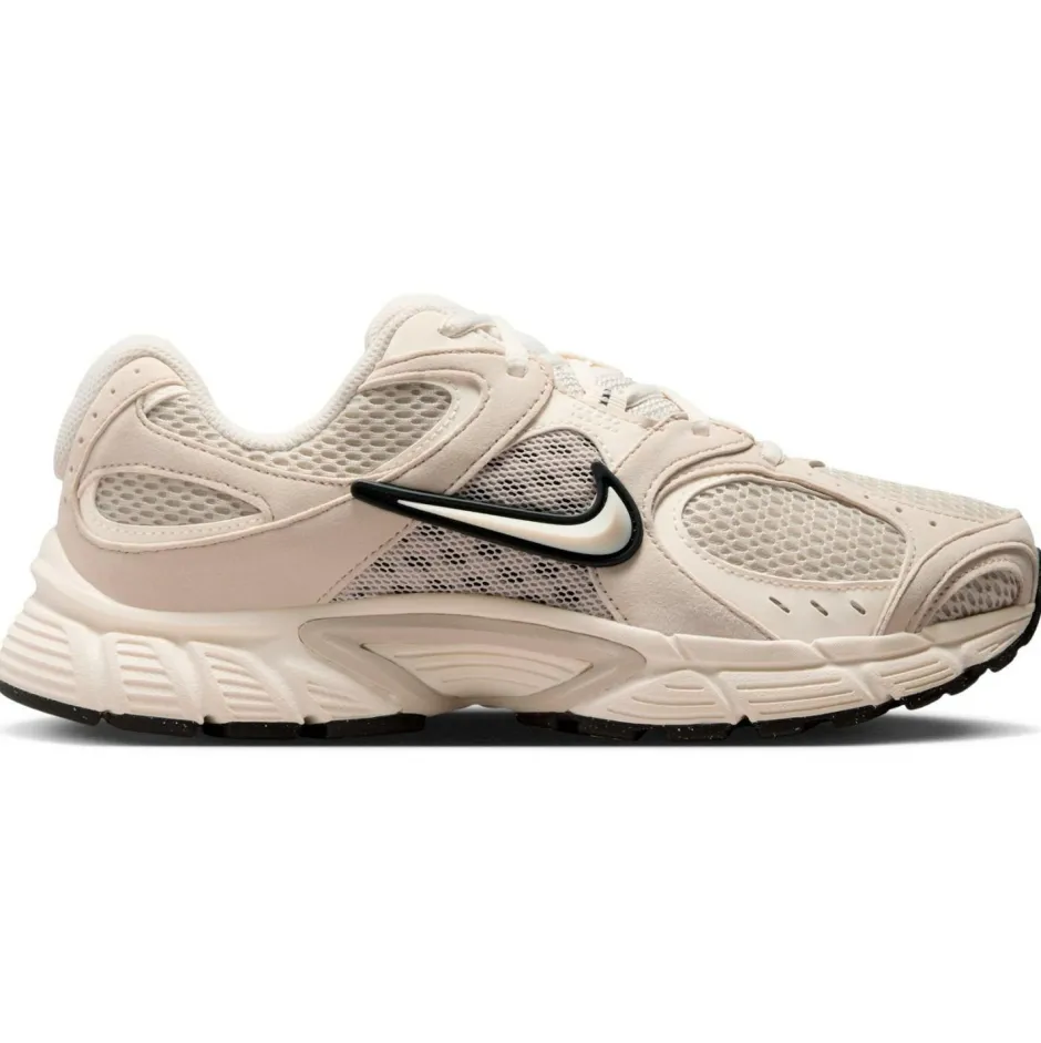 Nike Sneaker-- Women's V5 RNR - Sneaker