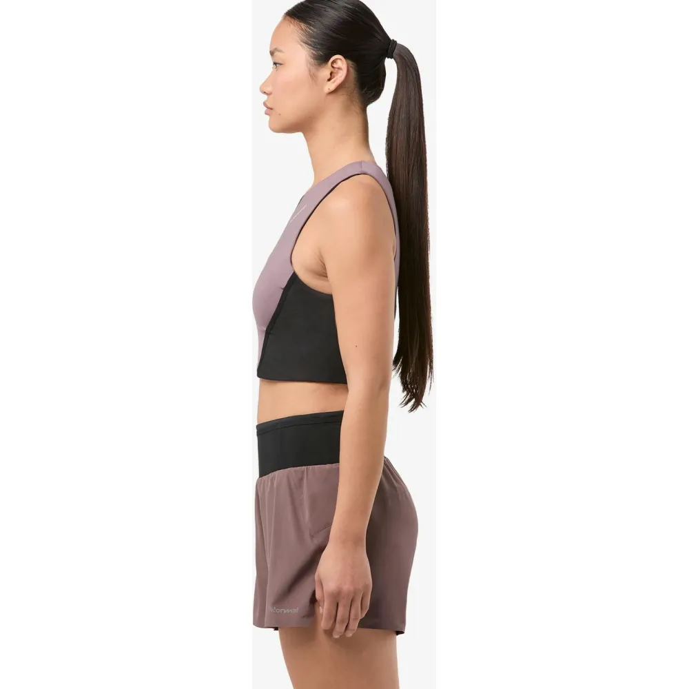 - Woen' Trai Cropped Top - port-BH < NNormal New
