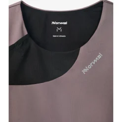 - Woen' Trai Cropped Top - port-BH < NNormal New