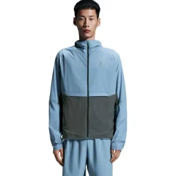 On Laufbekleidung|Jacken-- Core Jacket - Laufjacke Black