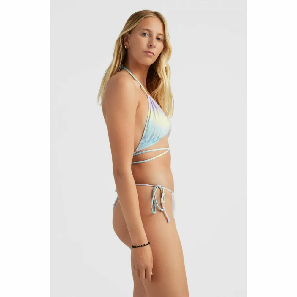 O'Neill - Women's Kat Becca Wow Bikini Set - Bikini Clearance
