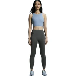 On - Woen' Core 2-In-1 Crop - Top