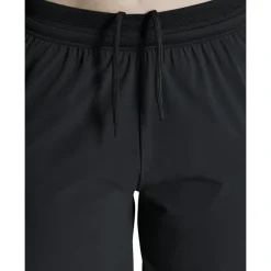 - Woen' 5 Perforance hort - aufhort < On Clearance