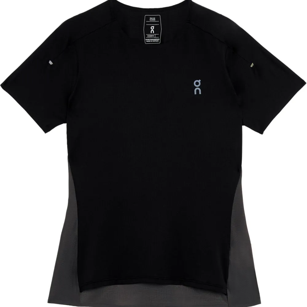 - Woen' Perforance-T - aufhirt < On Sale