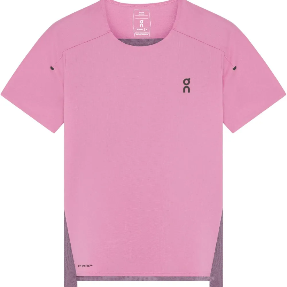 - Woen' Perforance-T - aufhirt < On Sale