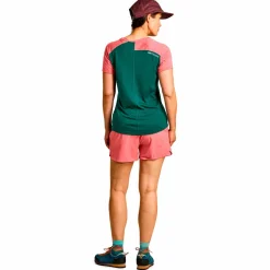 - Woen' 120 Tec Fat ountain T-hirt - erinohirt < Ortovox Outlet