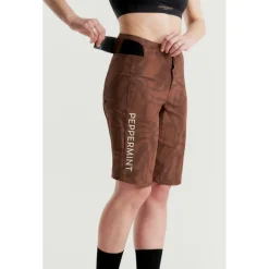 PEPPERMINT Fahrradbekleidung|Radhosen-- Women's Signature Tech Short - Radhose
