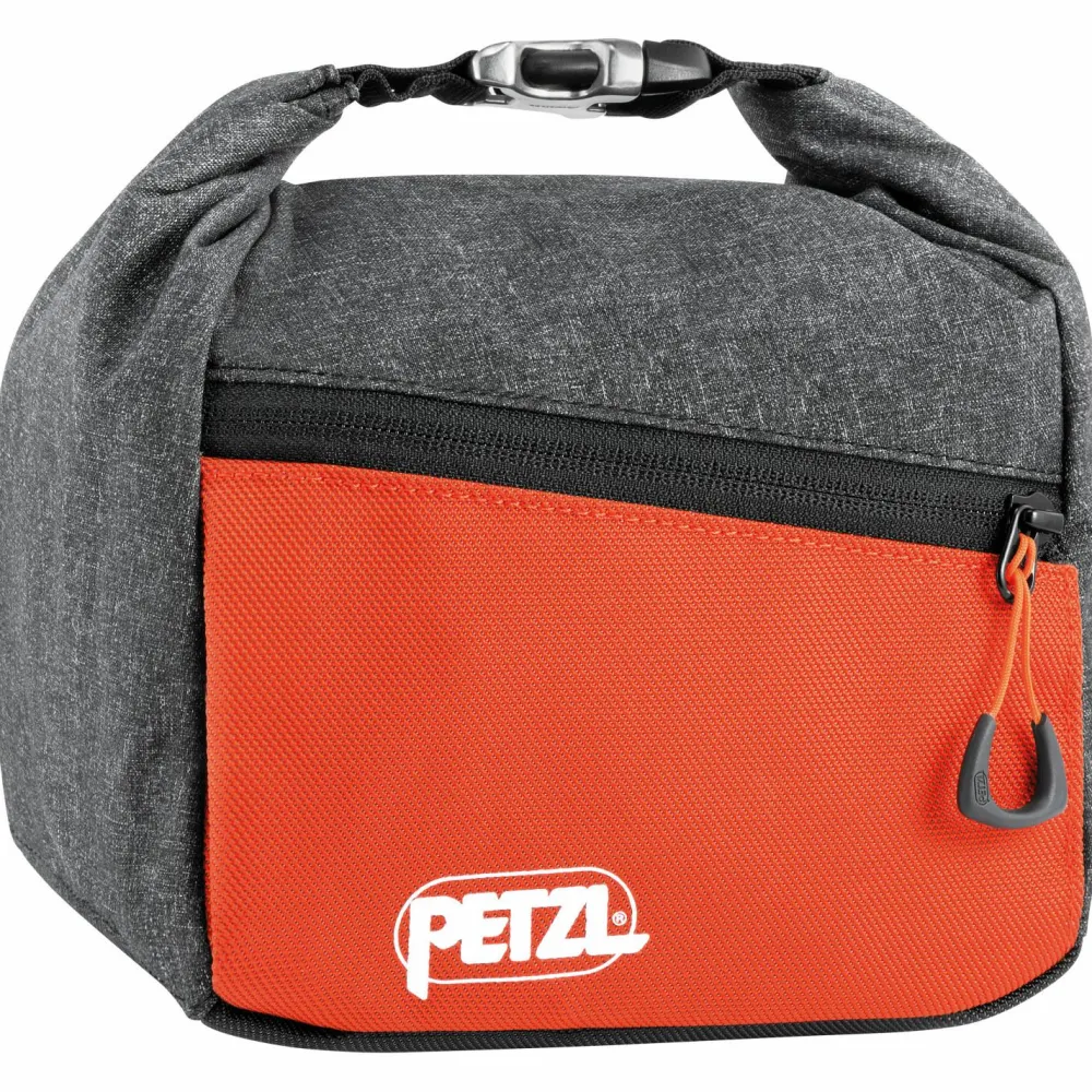 - Sakab - Chalkbag < Petzl Outlet