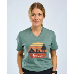 Pinewood - Women's Finnveden Recycled Outdoor T-Shirt - T-Shirt