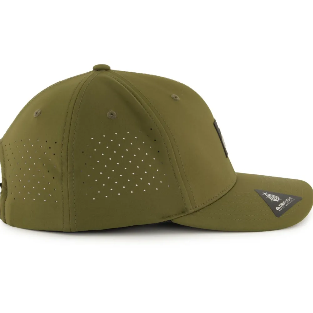 - Adapted - Cap < Quiksilver Hot