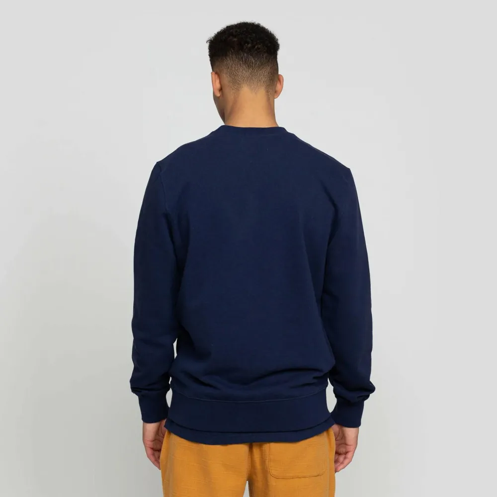 - ight Crewneck - Puover < Revolution