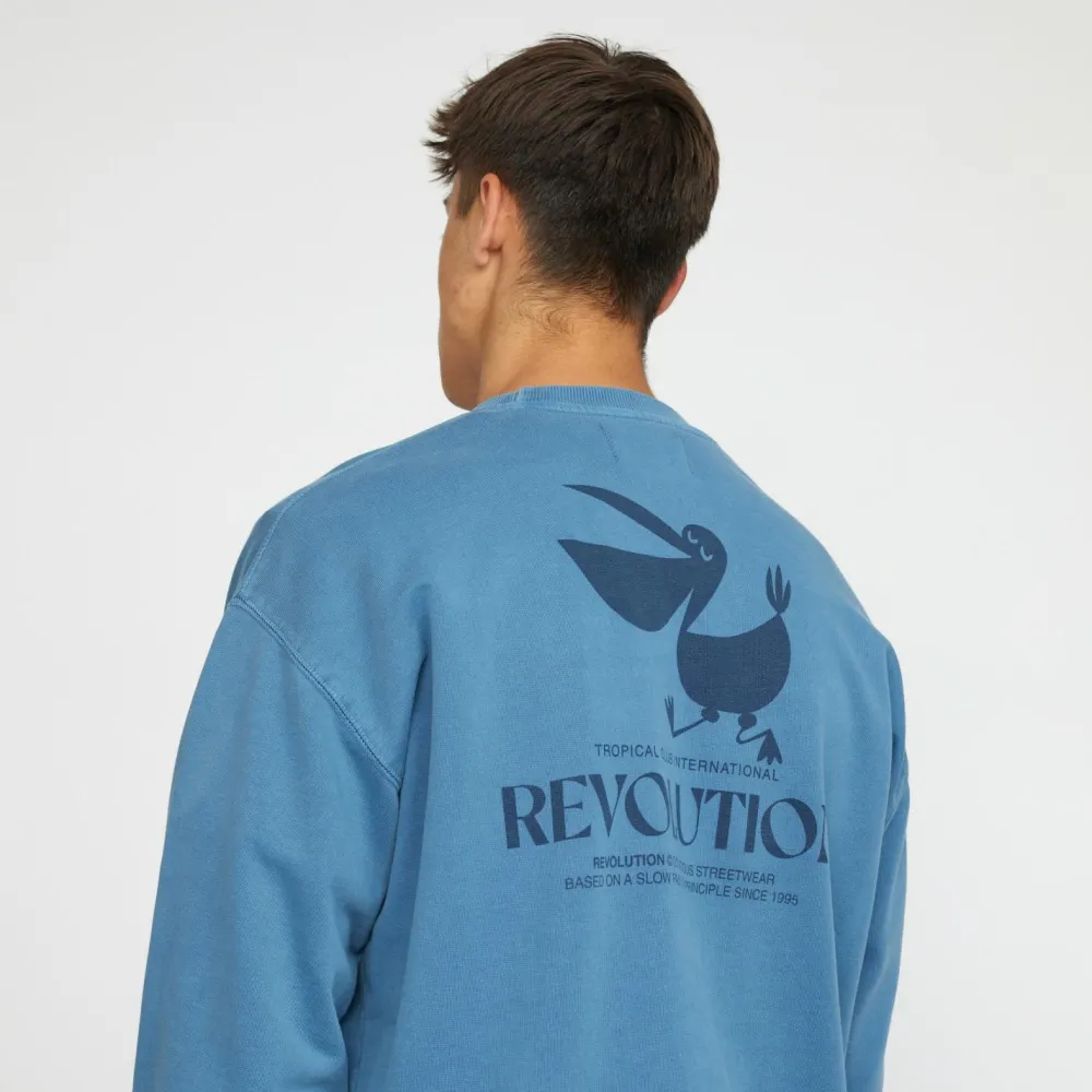 - ooe Crewneck - Puover < Revolution Sale
