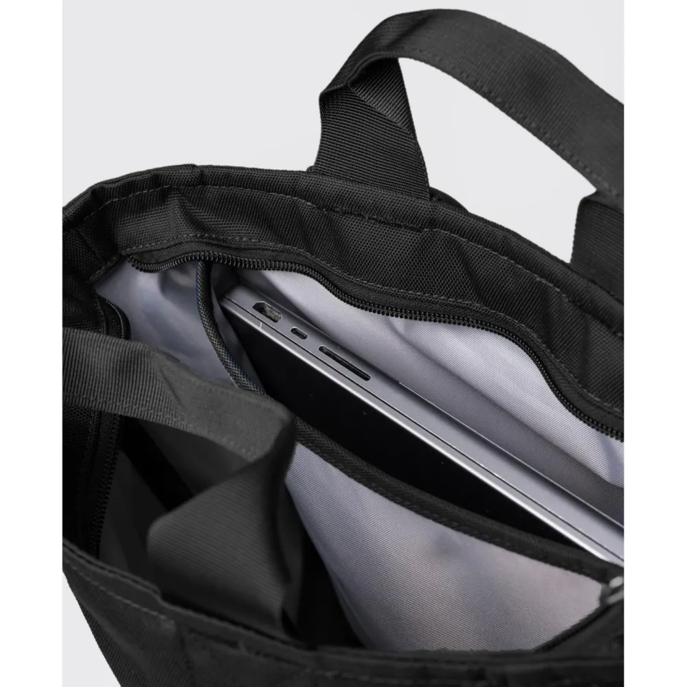 - Ground 2-Way Bag 17 - Daypack < Sandqvist New
