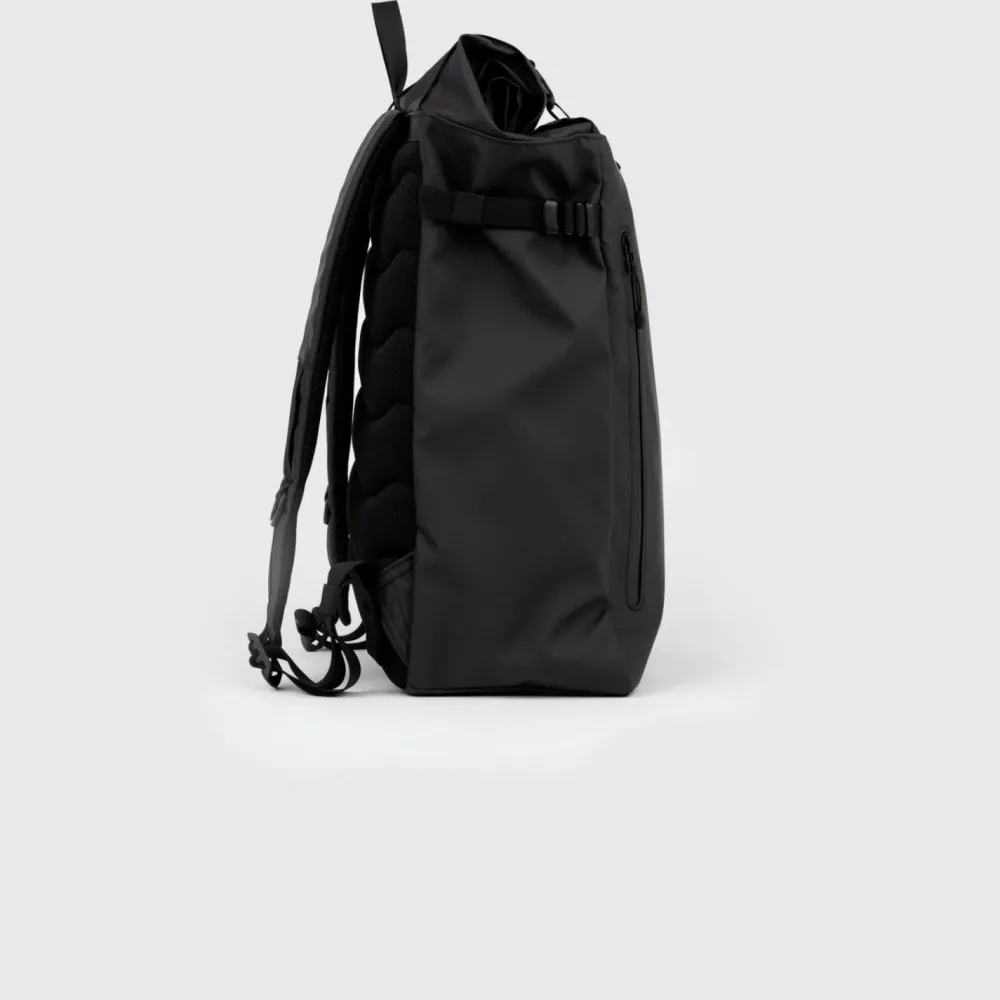 - Stream Slim Rolltop 26 - Daypack < Sandqvist Outlet