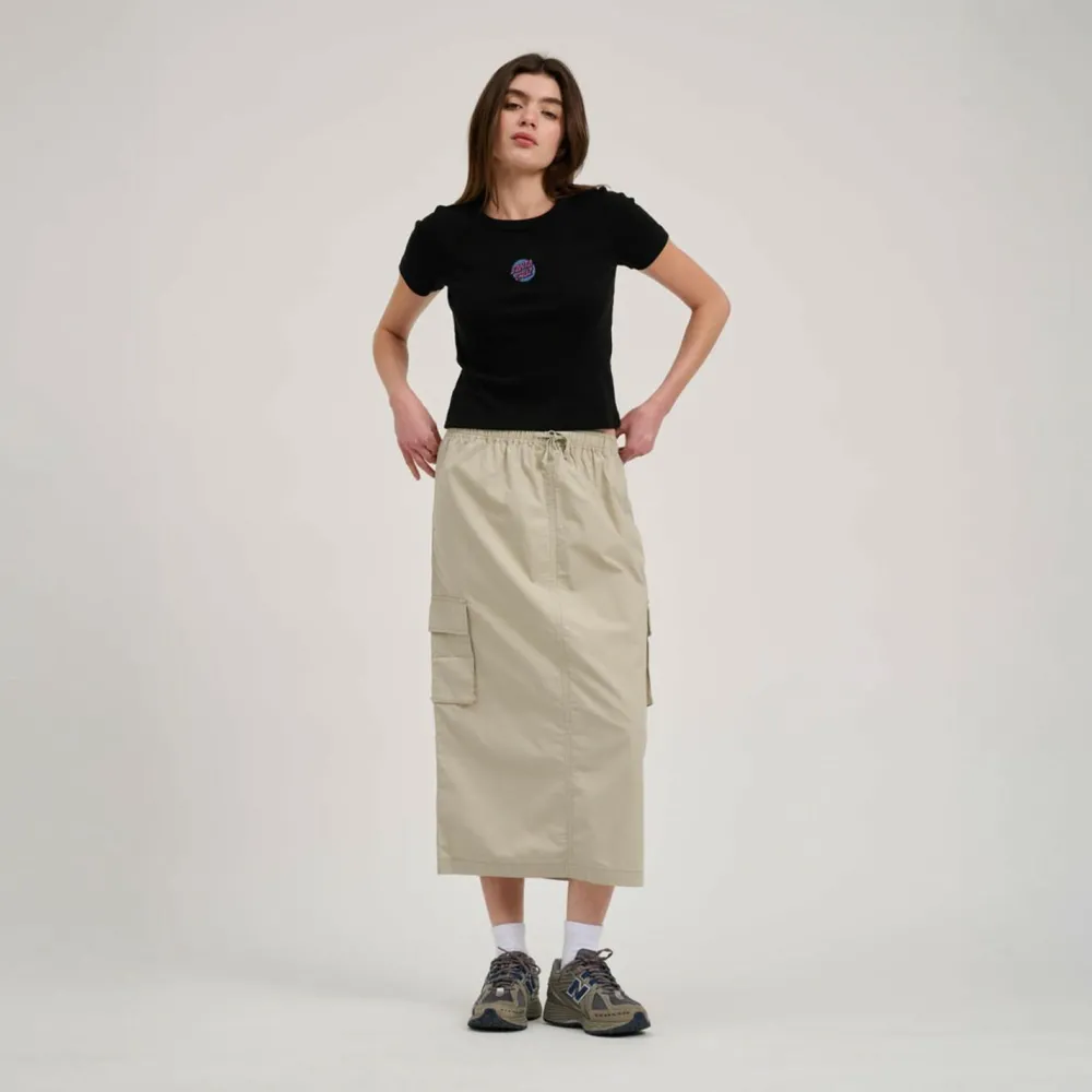 - Women's Other Dot Emb T-Shirt - T-Shirt < Santa Cruz Sale
