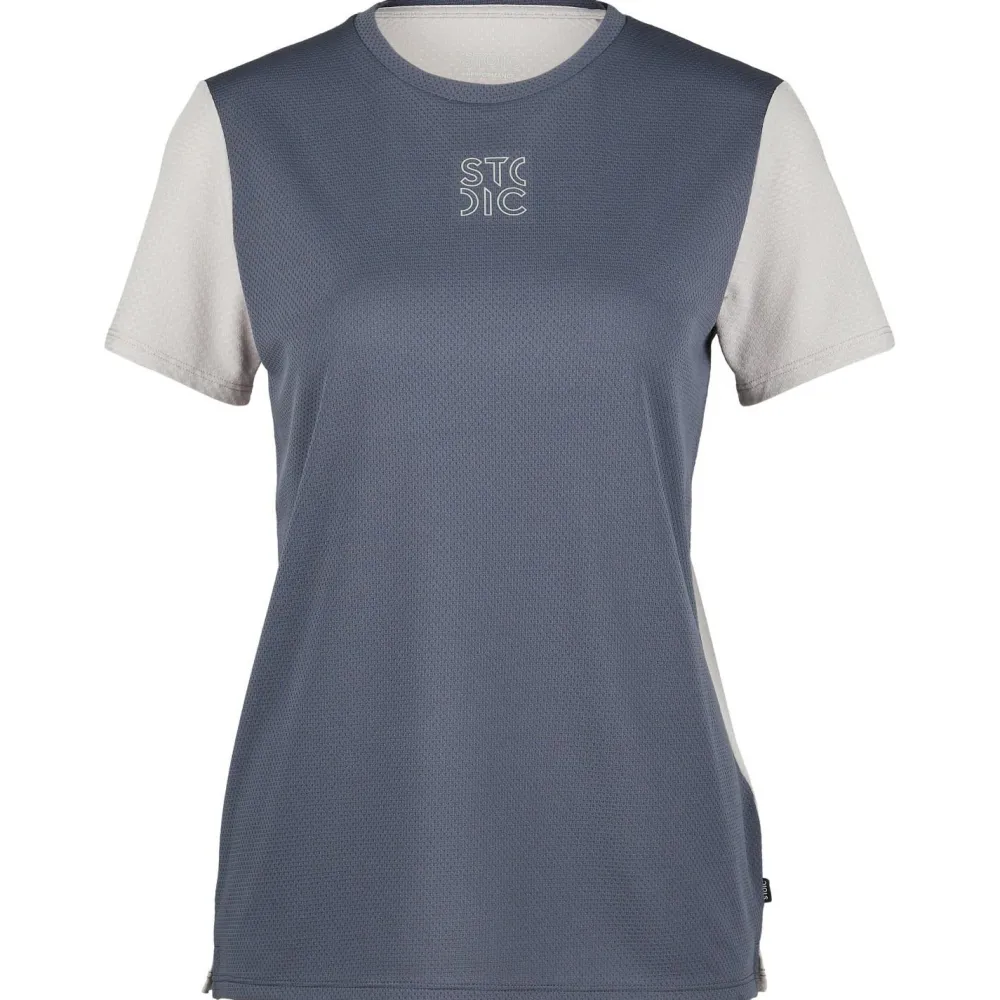 - Woen' Perforance Forvikt. Tee - Funktionhirt < Stoic Best