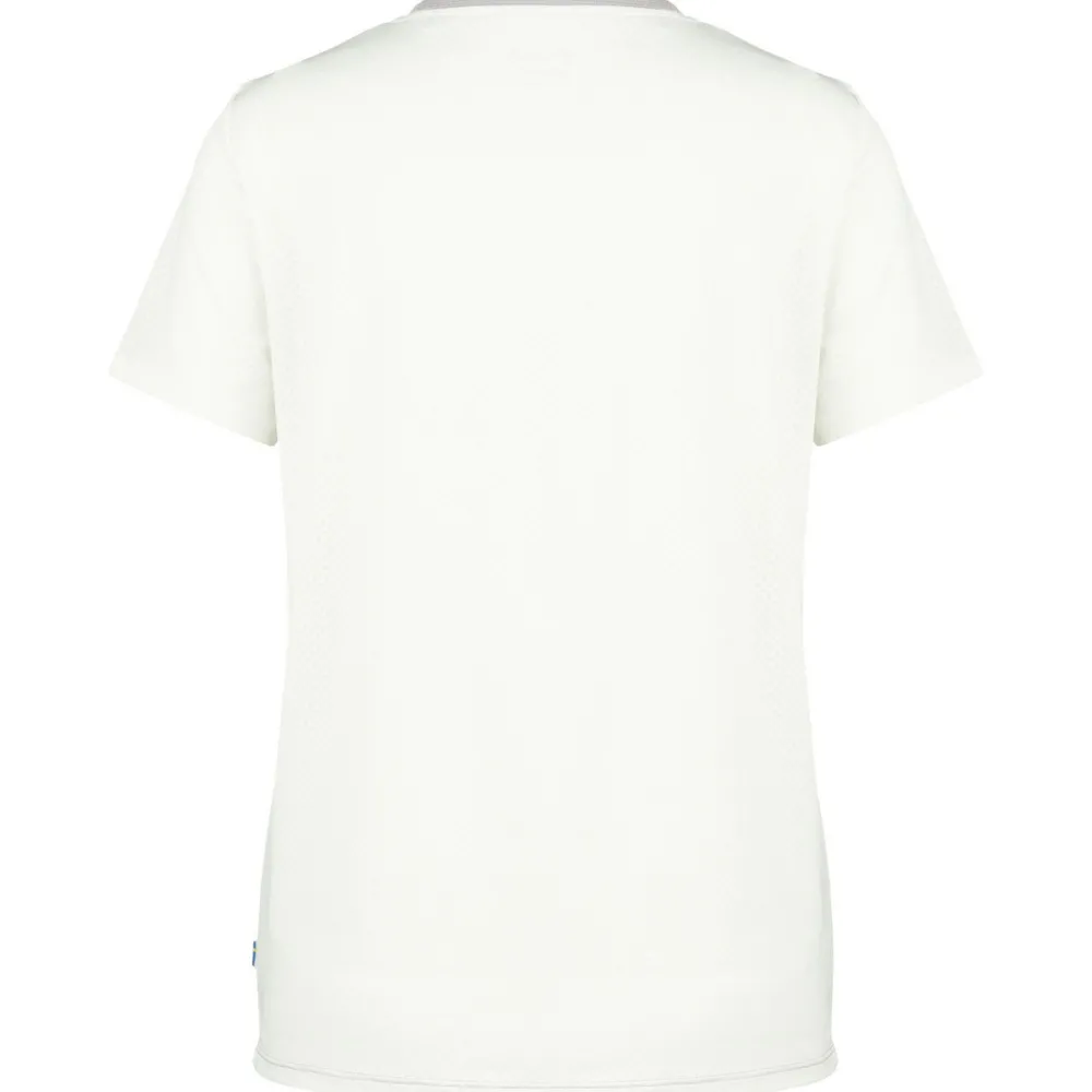 - Woen' Perforance Forvikt. Tee - Funktionhirt < Stoic Best