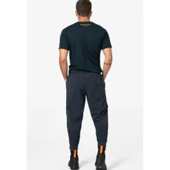- kiing Gear Tee - erinohirt < super.natural Clearance