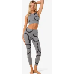 - Woen' Capita ogo F Top - port-BH < super.natural Sale