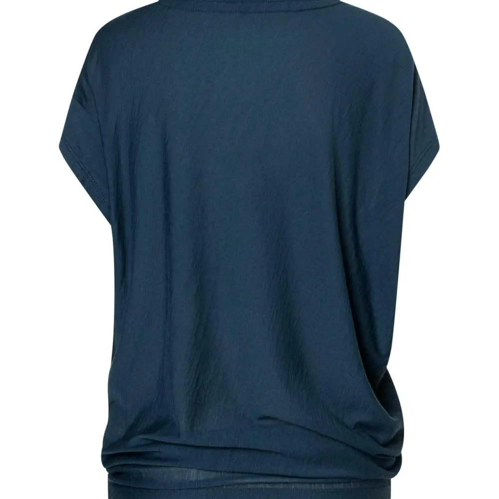 - Woen' Fower neaker ooe Tee - erinohirt < super.natural Outlet