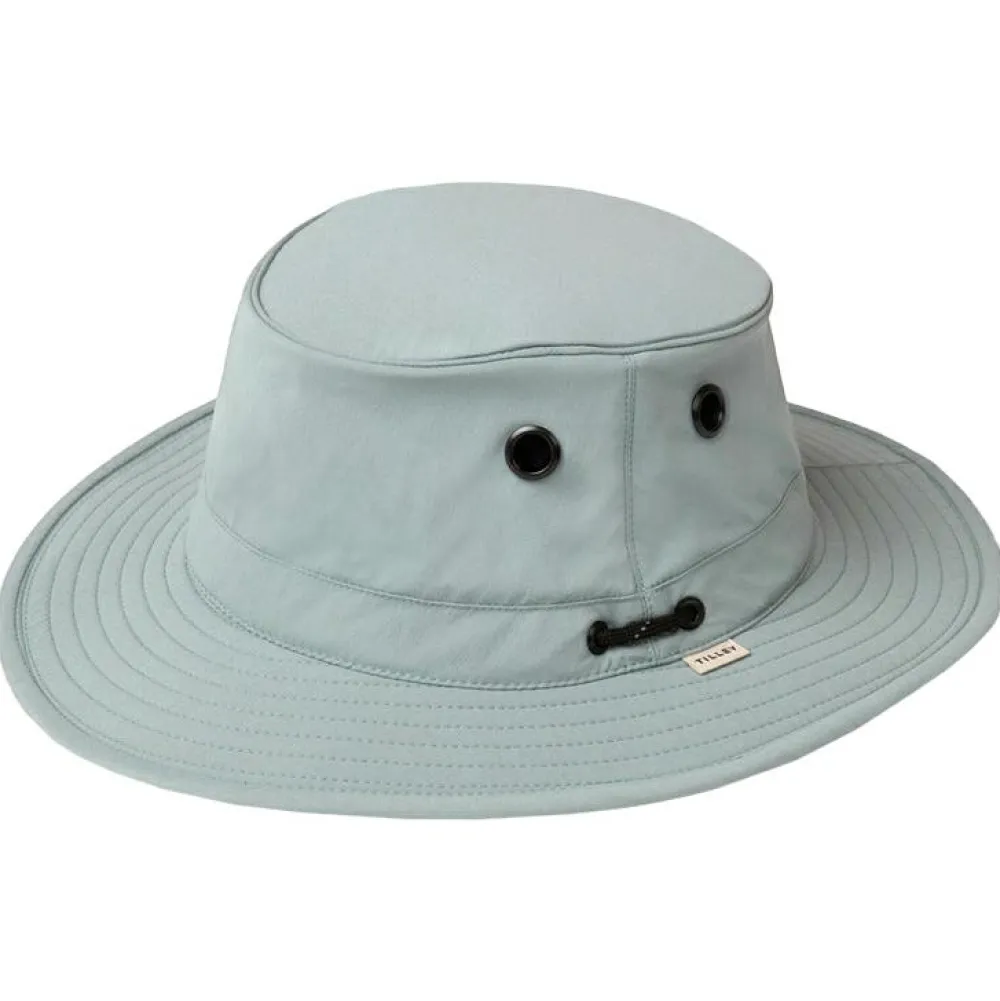 - Ultralight T5 Classic Hat - Hut < Tilley New
